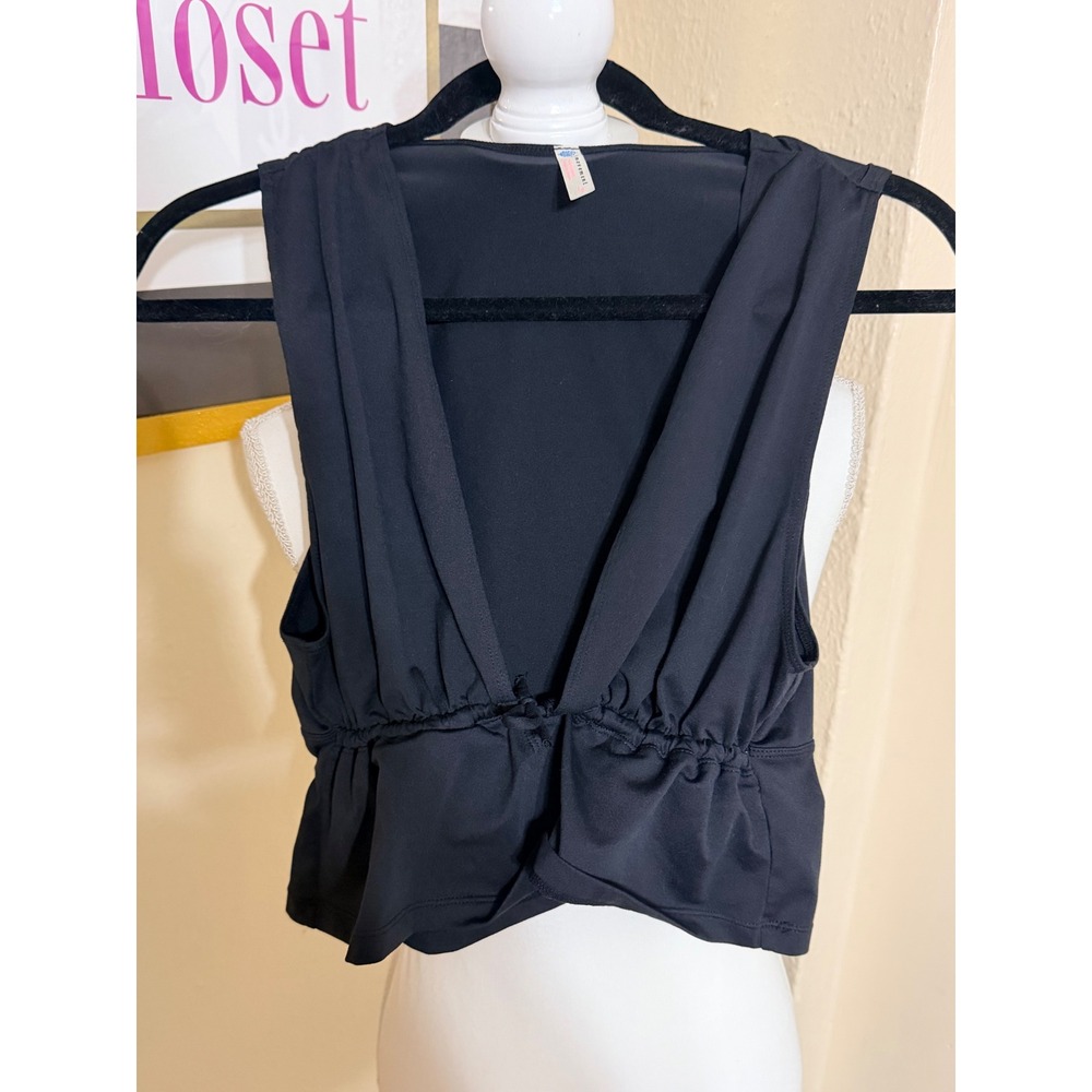FP Movement Free People Black Deep V-Neck Crop Tank Top Pleated Activewear Small